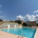 Holiday home Bastide De L'escalette, Charmante Bastide Pour 6 Personnes Avec Piscine