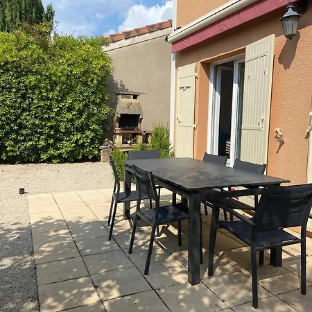 Bastide De L'escalette, Charmante Bastide Pour 6 Personnes Avec Piscine * Uzès